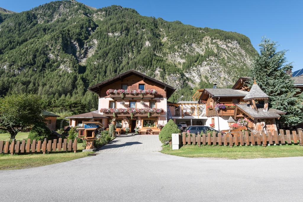Landhaus Lackner Heiligenblut Bagian luar foto