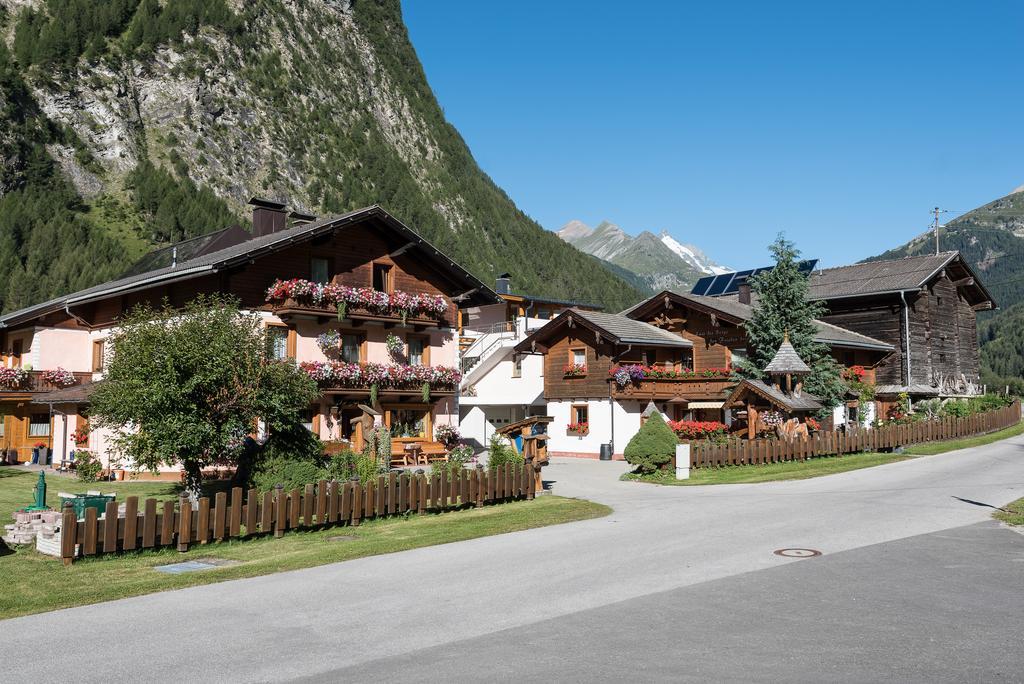 Landhaus Lackner Heiligenblut Bagian luar foto